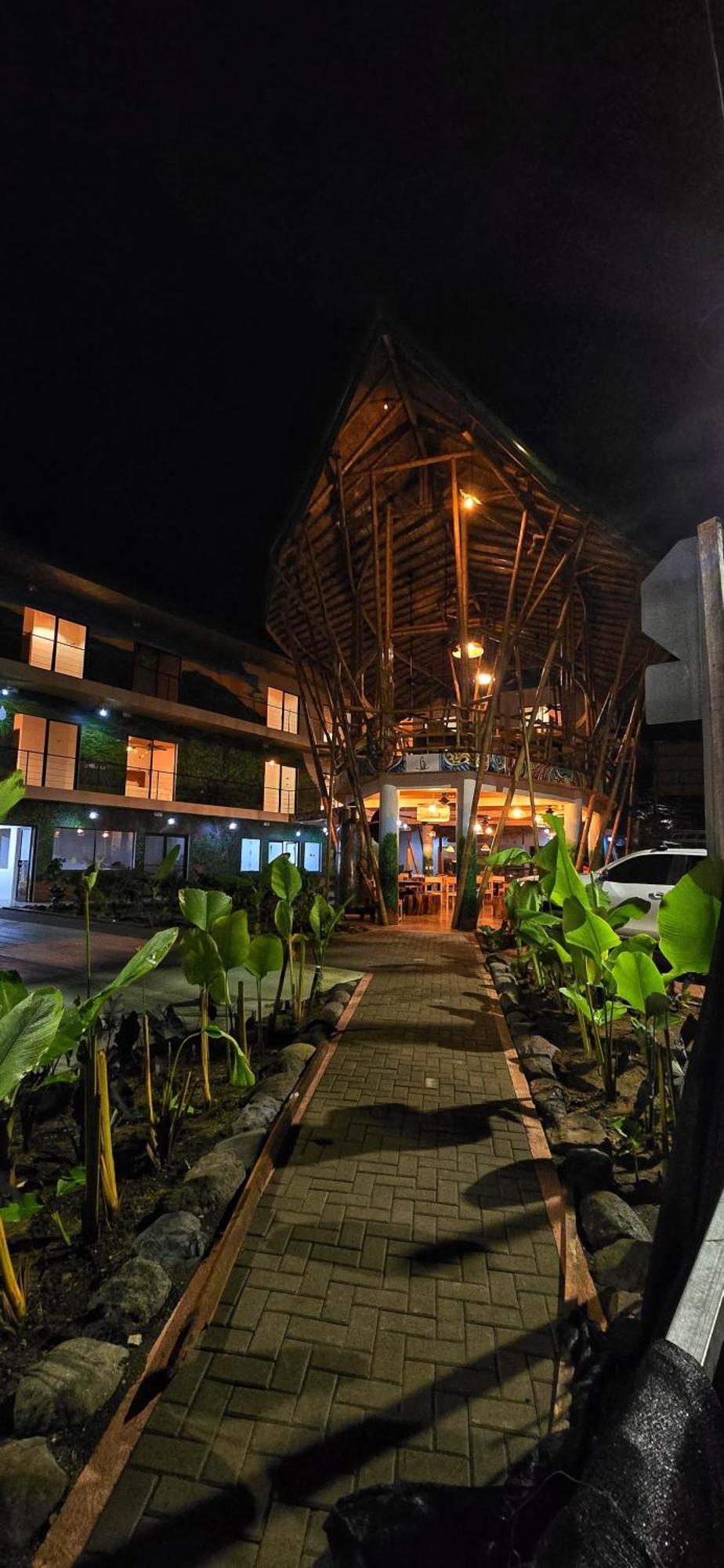 Bonding Coffee Roaster Cafe & Hotel 케포스 외부 사진